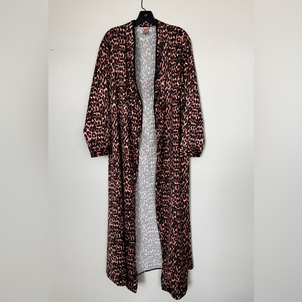 Bettie Page Wild Leopard Print Robe
